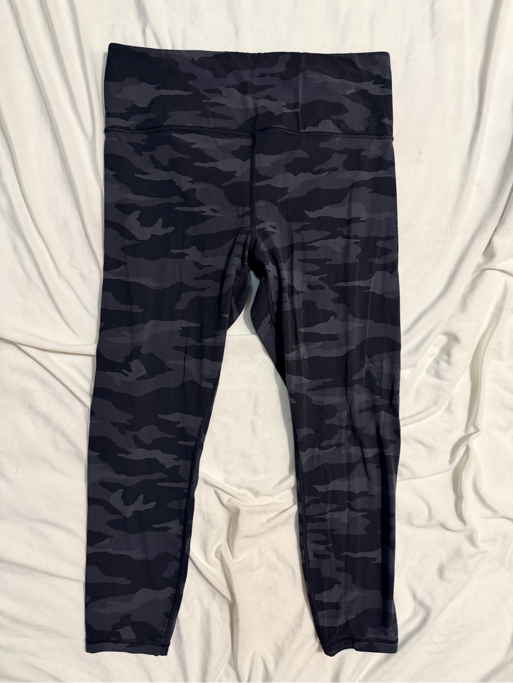 Athleta Black & Gray Camo High-Rise Leggings